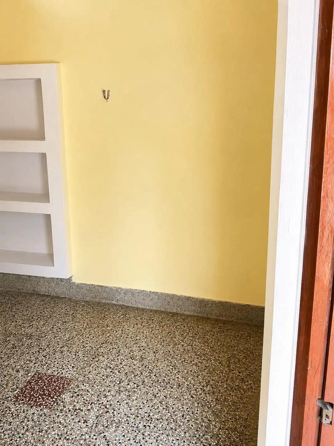 1 BHK Ground Floor House for Rent in Ganesh Colony, Pinto Park Gwalior photo 2